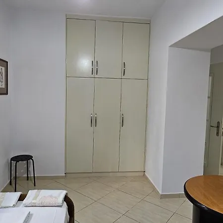 Lemon Tree Apartment